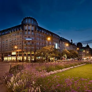 Otel Ea Rokoko