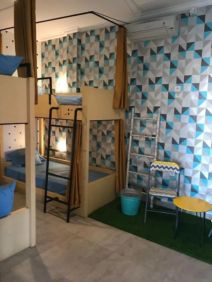 Beach Hut Hostel Kuta  Indonesia