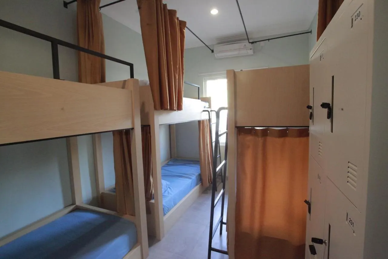 Beach Hut Hostel Kuta   Kuta (Bali)