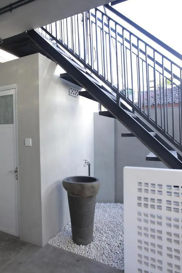 Beach Hut Hostel Kuta Lombok