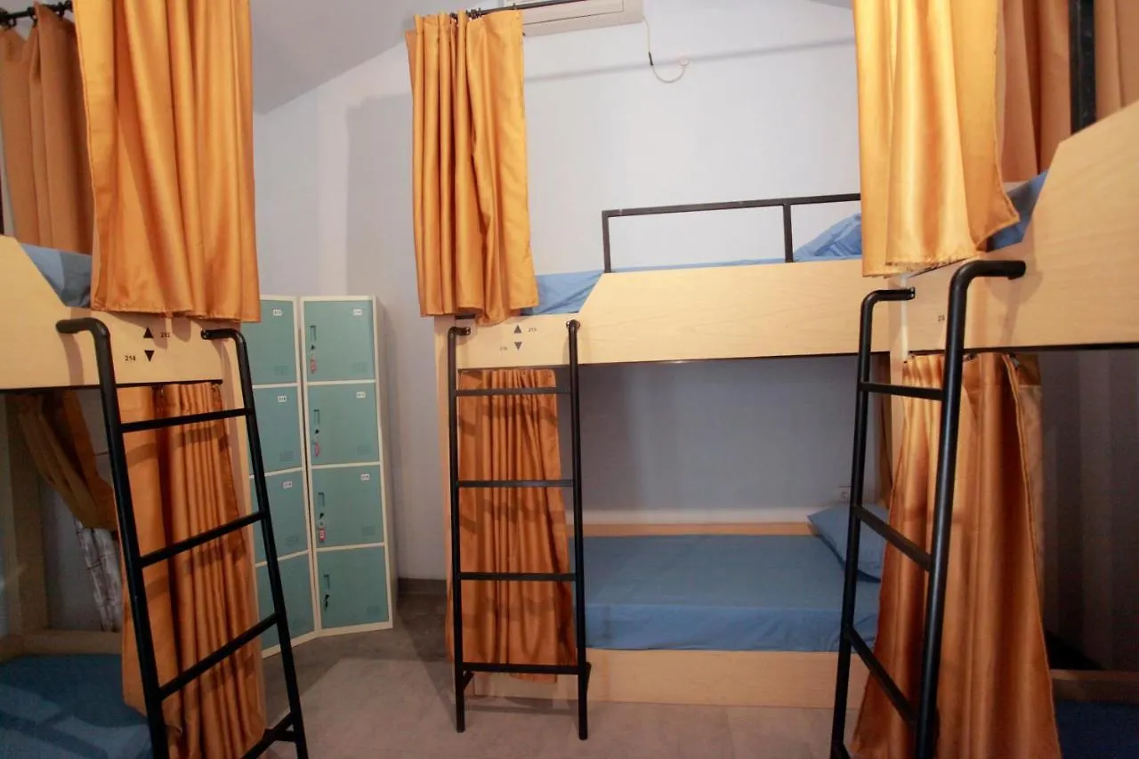 Beach Hut Hostel Kuta Lombok 0*,  Indonesien